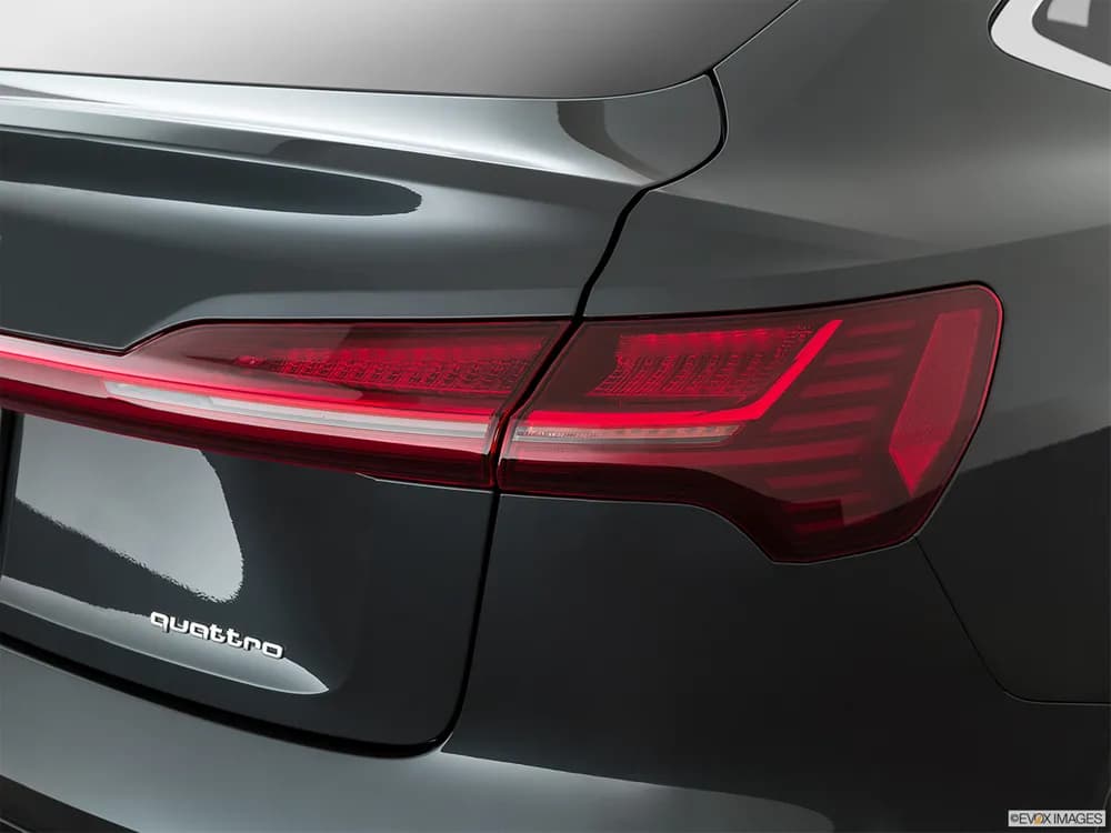 أودي e-tron Sportback 2025 للبيع