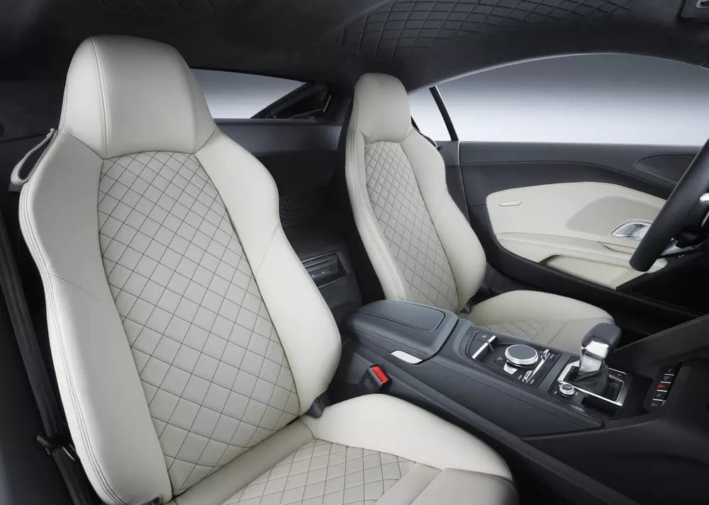 R8 Coupe