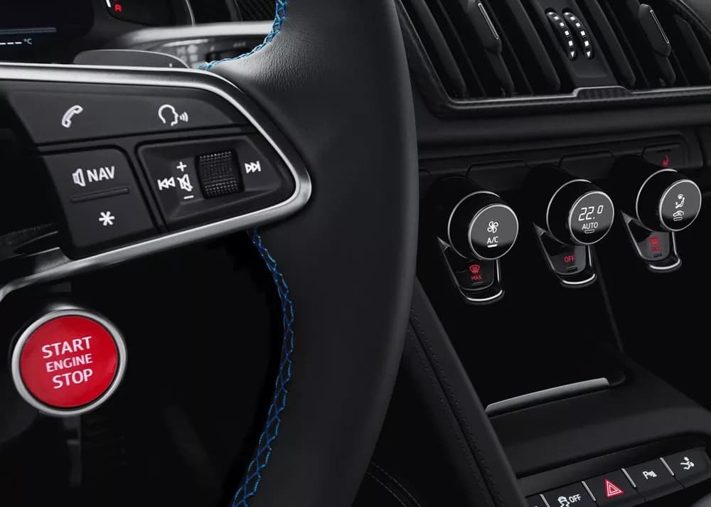 R8 Coupe