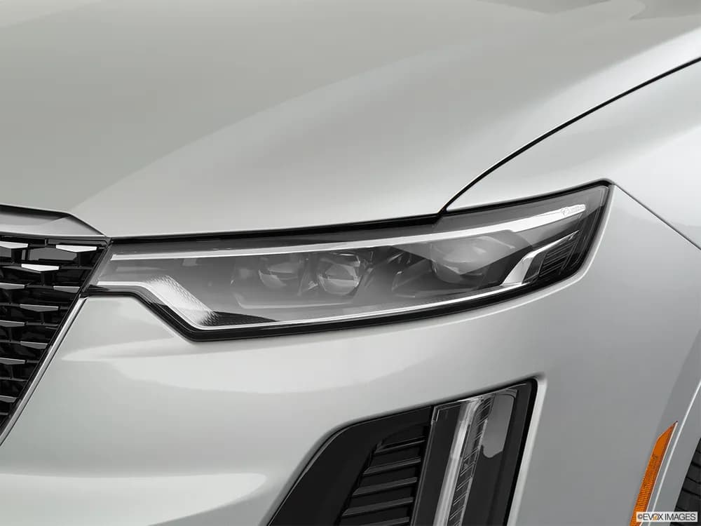 XT6