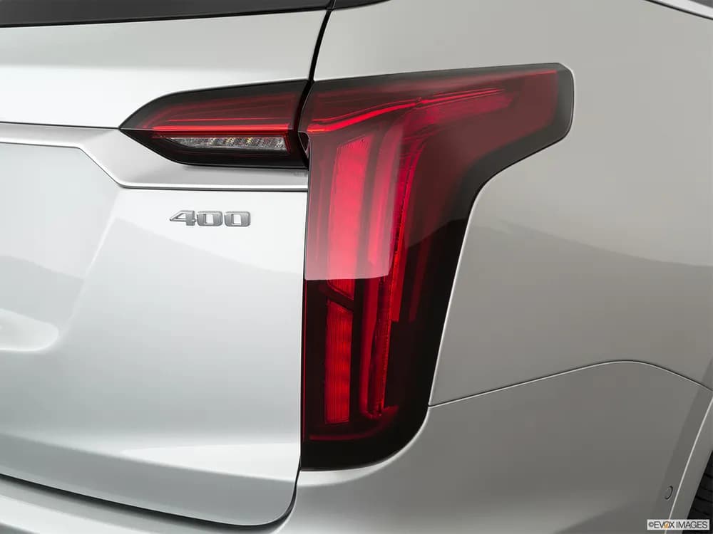 XT6