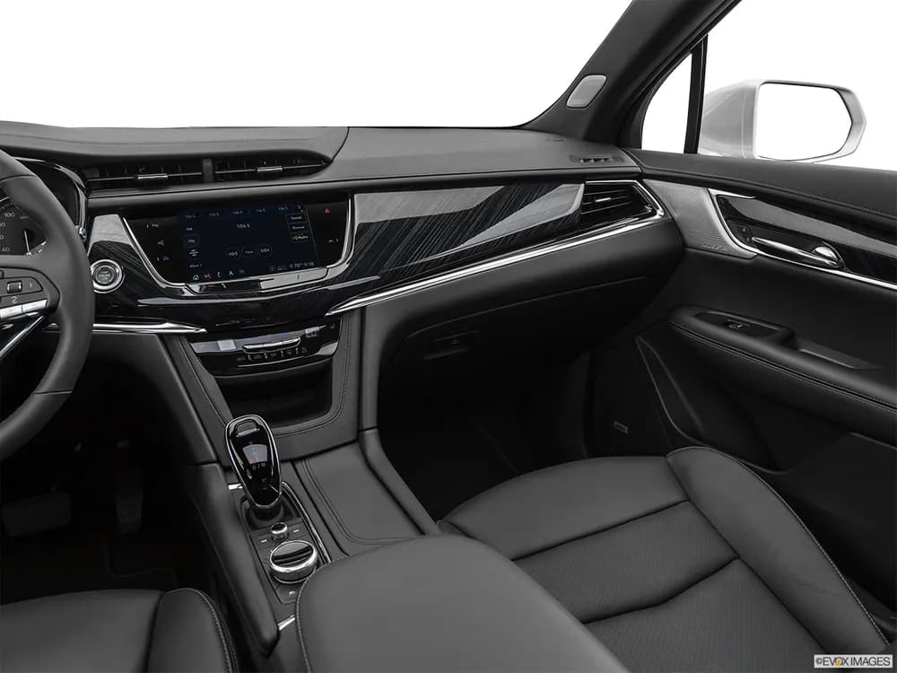 XT6