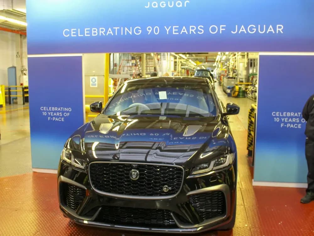 The Cat Naps: Production of the Jaguar F-Pace Ends After 10 Years The Cat Naps: Production of the Jaguar F-Pace Ends After 10 Years