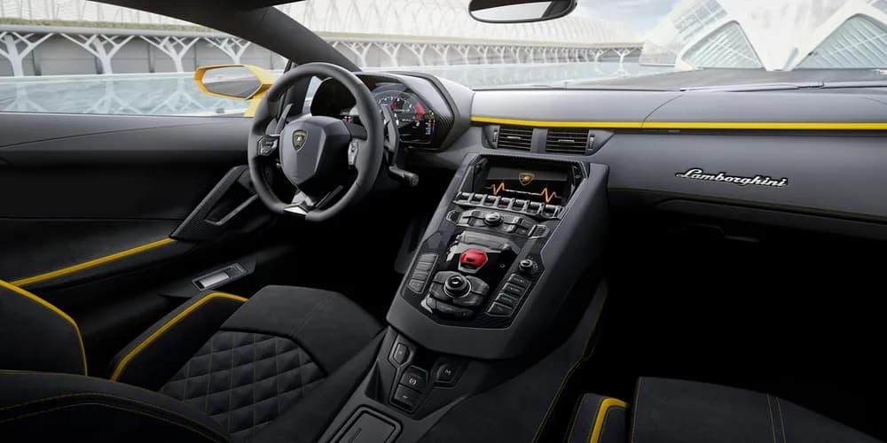 Aventador S