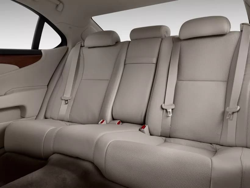 LS 460L