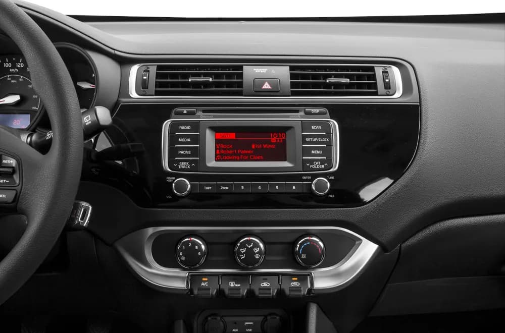 Rio Hatchback