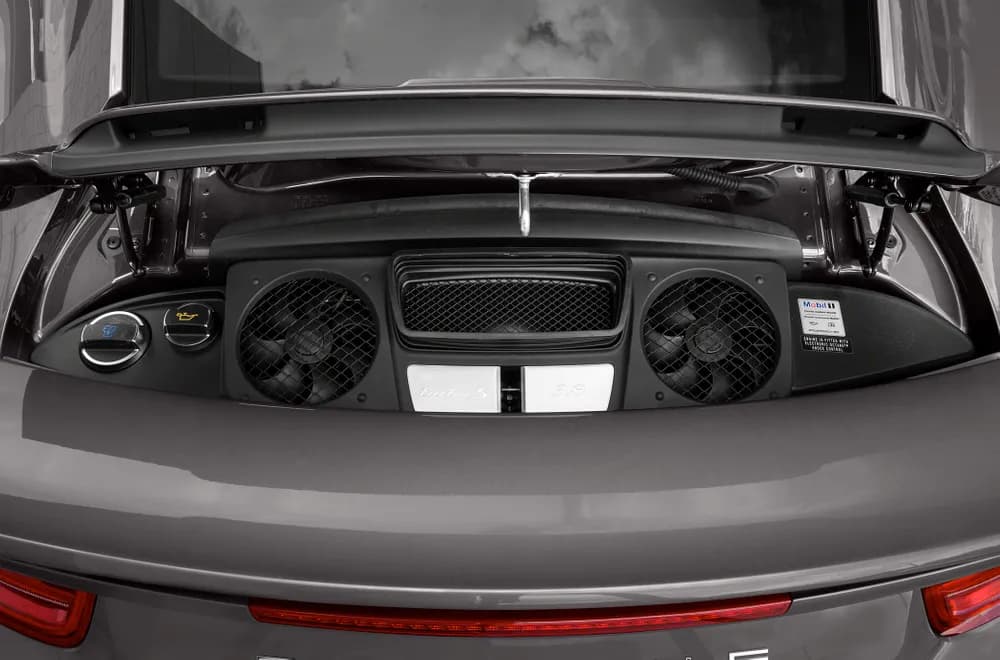 911