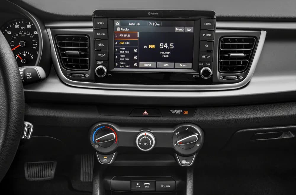 Rio Sedan