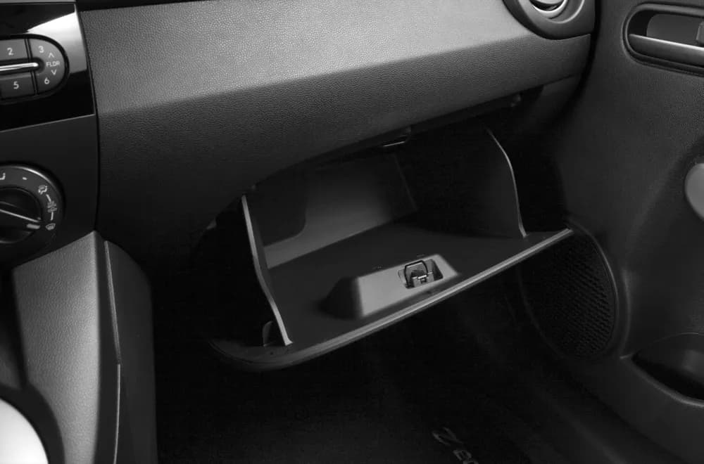 2 Hatchback