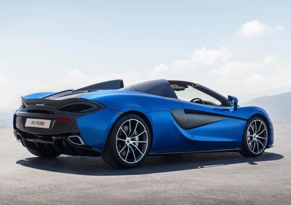 570S Spider