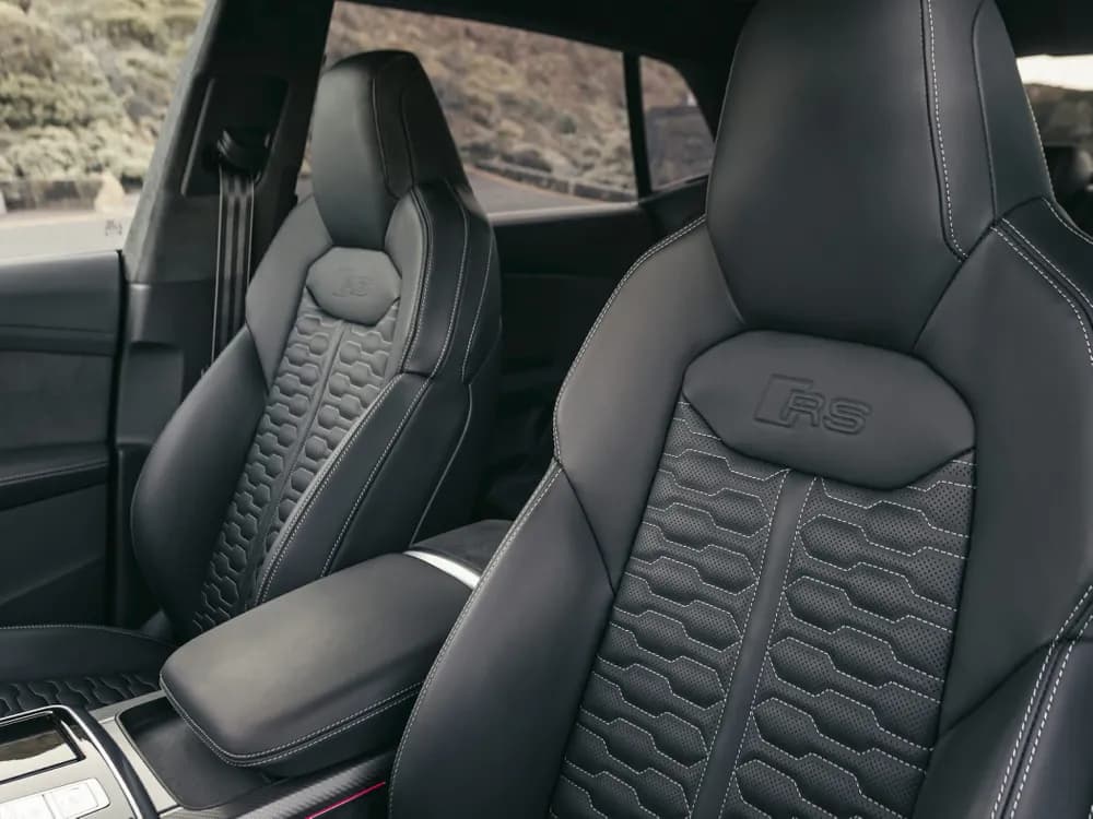 RS Q8