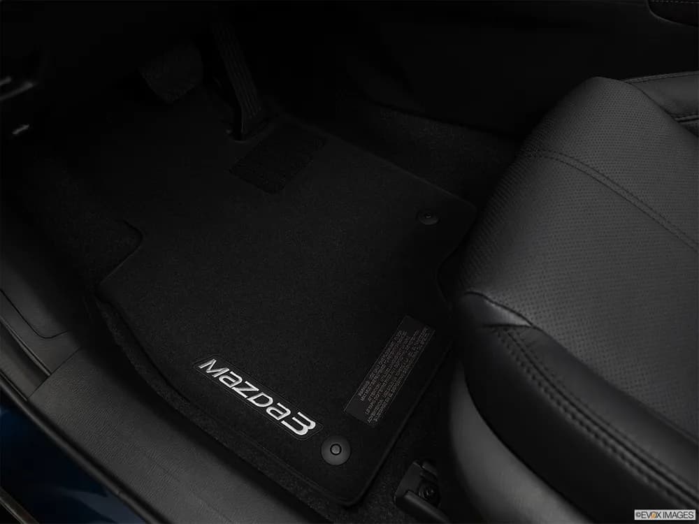 Mazda 3 Sedan 2023 2.0L Evolve