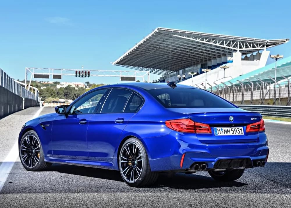 M5 Sedan