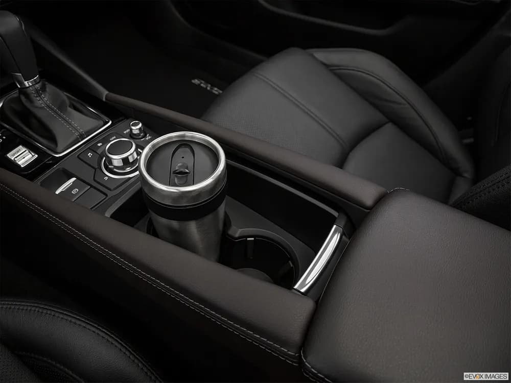Mazda 3 Sedan 2024 2.0L Evolve 2024