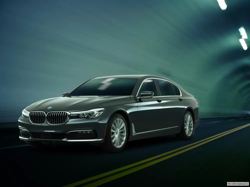 BMW 7 Series 2018 740Li