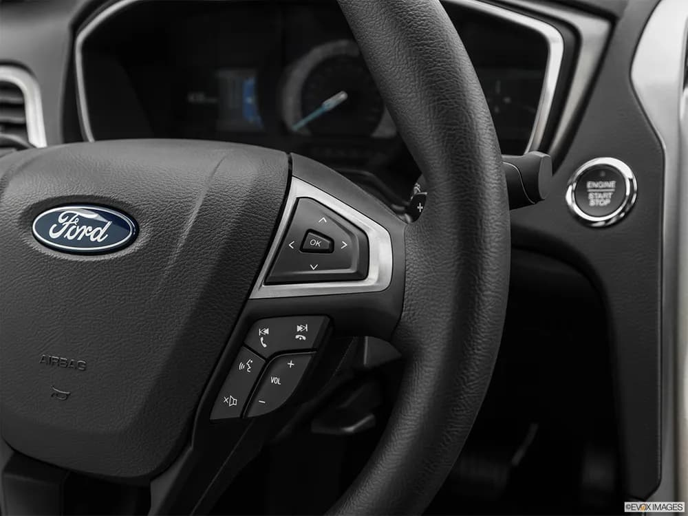 Ford Fusion 2019 2.5L SE