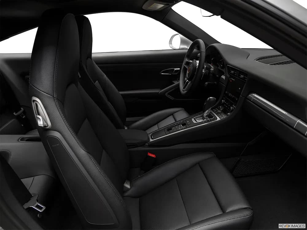 Porsche 911 2019 Carrera 4