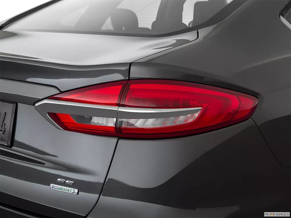 Ford Fusion 2020 2.5L SE
