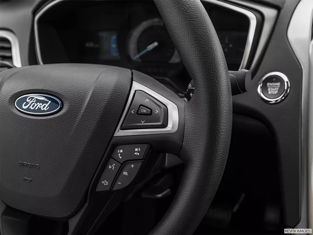 Ford Fusion 2020 2.5L SE
