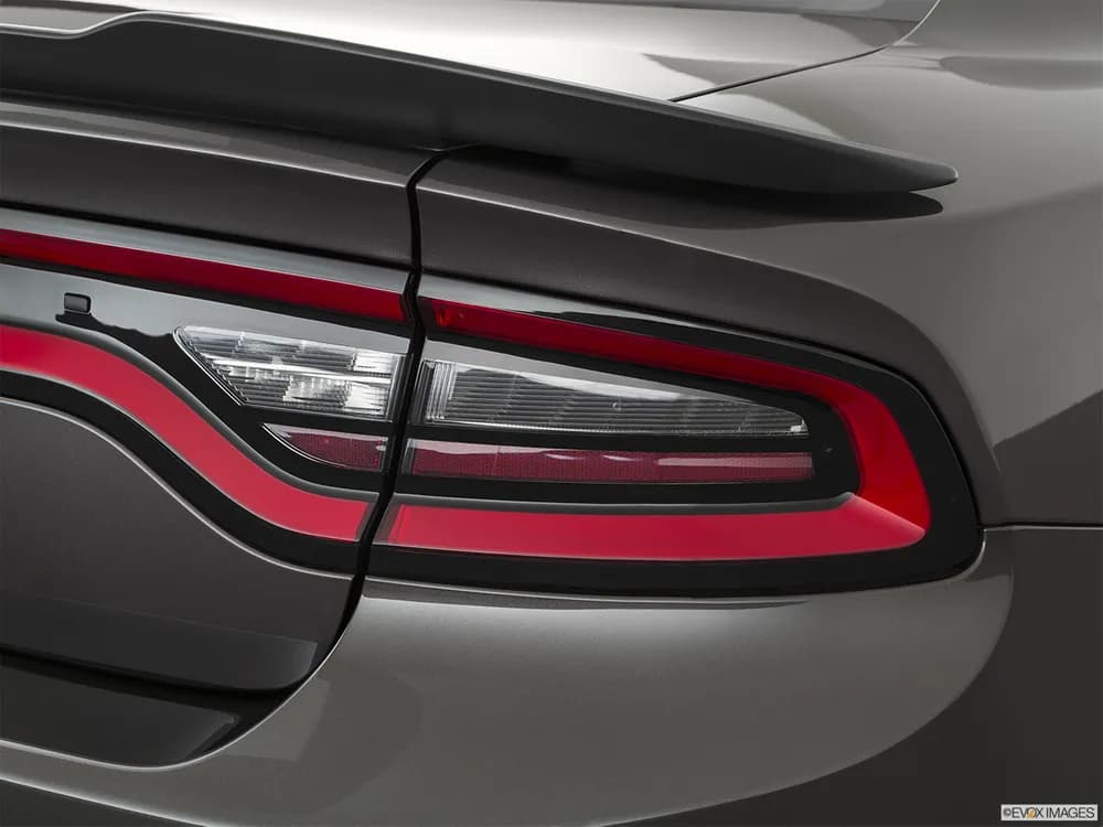 Dodge Charger 2022 3.6L SXT (Base)