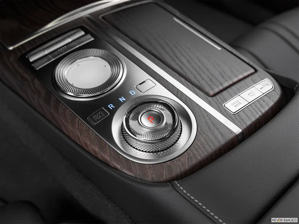 Genesis G80 2022 5.0L Royal