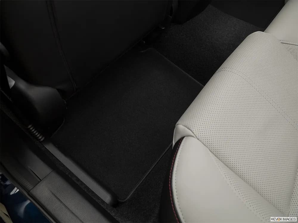 Mazda 3 Hatchback 2018 2.0L Luxury Plus