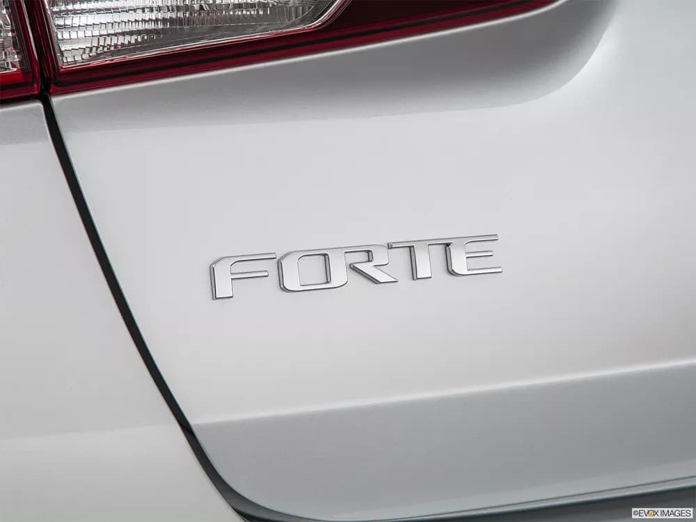 Kia Cerato 2018 1.6L Base