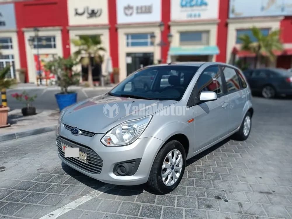 فورد فيجو 1.5L Ambiente H/B 2015 مستعملة
