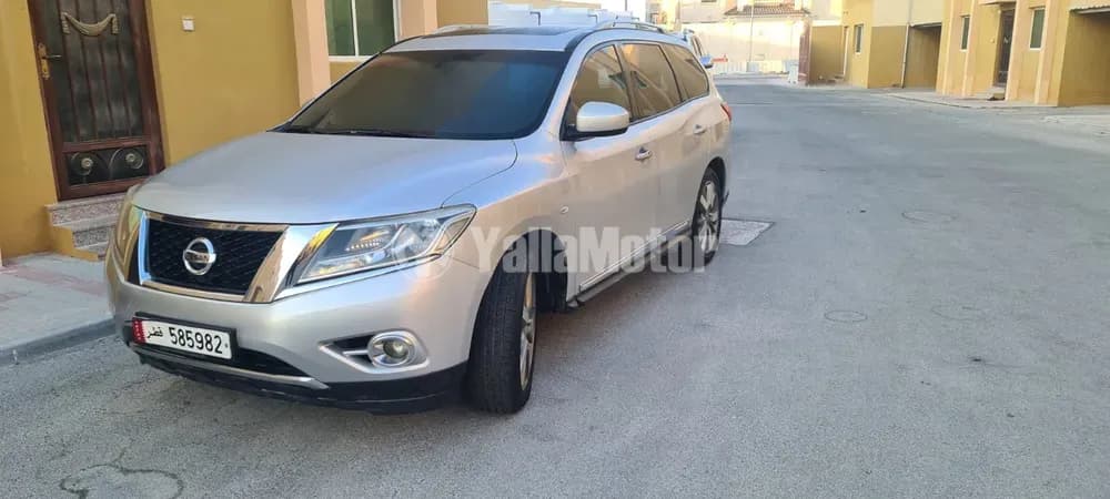 Used Nissan Pathfinder 3.5L SV 4WD 2015