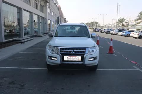 Used Mitsubishi Pajero 3.5L 3 Door Mid 2020 Used Mitsubishi Pajero 3.5L 3 Door Mid 2020 used_cars.forSale