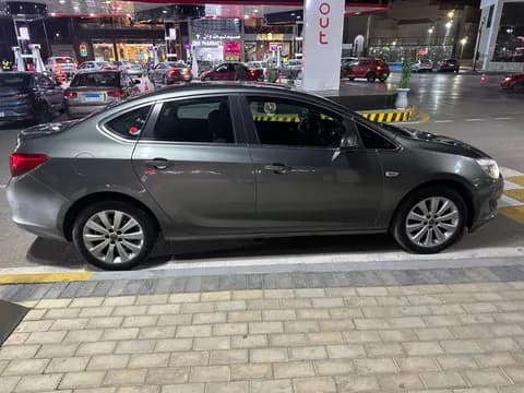أوبل أسترا Cosmo 2018 مستعملة أوبل أسترا Cosmo 2018 مستعملة used_cars.forSale
