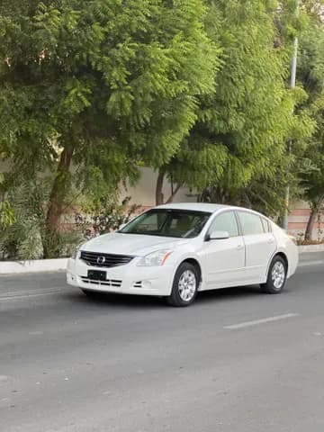 Used Nissan Altima 2.5 Sport 2012