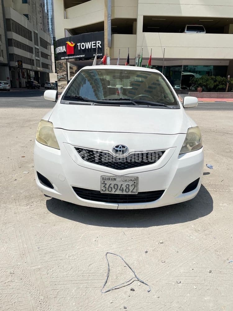 Used Toyota Yaris 1.3L SE 2010