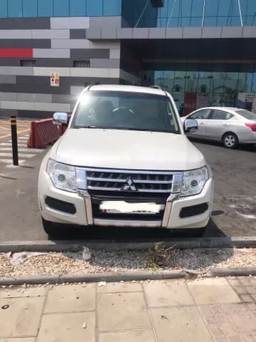 ميتسوبيشي باجيرو الجيل الرابع 3.6L 2017 مستعملة ميتسوبيشي باجيرو الجيل الرابع 3.6L 2017 مستعملة used_cars.forSale
