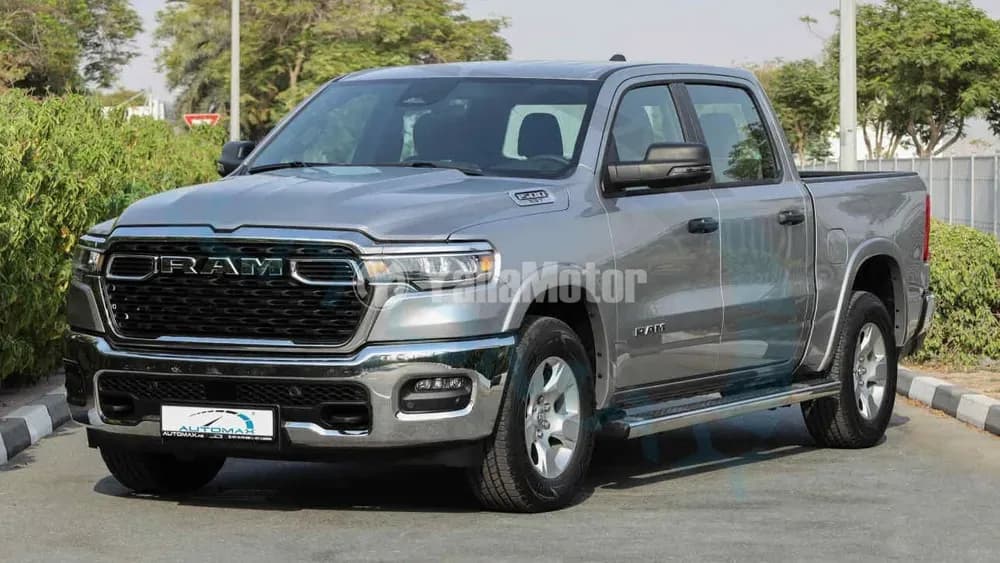 New RAM 1500 Big Horn Crew Cab 2025
