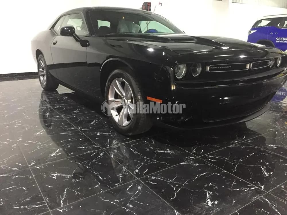 Used Dodge Challenger 3.6L SXT Plus 2015