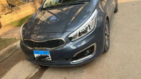 مستعملة كيا Cee'd 1.6L Top 2017 مستعملة كيا Cee'd 1.6L Top 2017 used_cars.forSale
