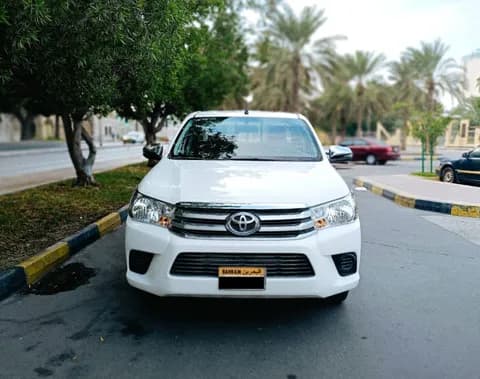 Used Toyota Hilux 2.0 Double Cab 4x2 M/T 2021