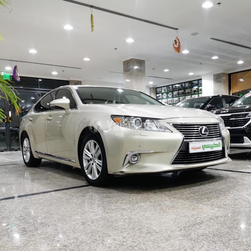 Used Lexus ES-Series 2015