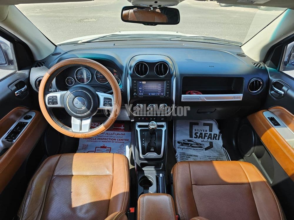 جيب كومباس 2.4L Limited 4x4 2017 مستعملة