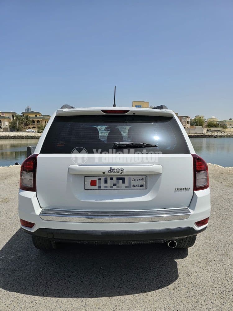 جيب كومباس 2.4L Limited 4x4 2017 مستعملة