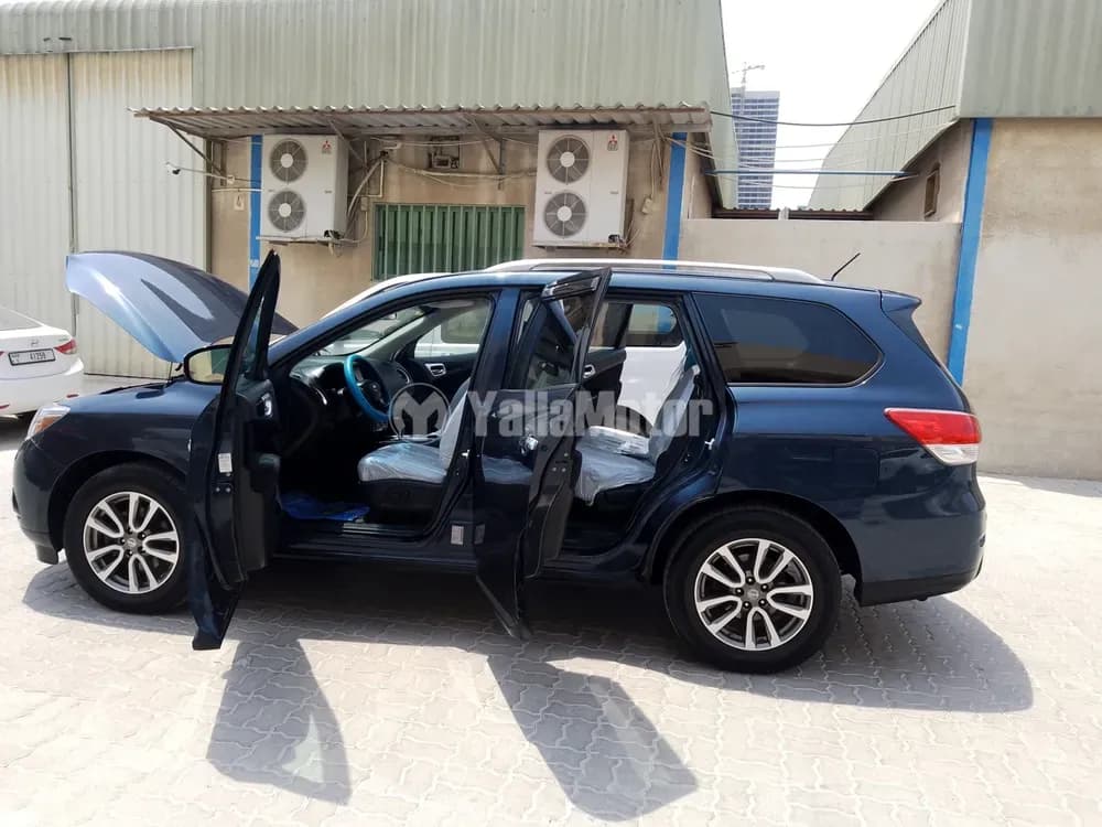 نيسان باثفايندر 3.5L SV 4WD 2013 مستعملة