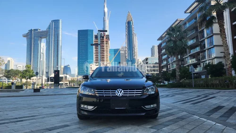فولكس فاجن باسات 2.5L Comfortline 2012 مستعملة