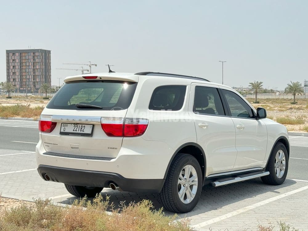 دودج دورانجو 5.7L 2012 مستعملة