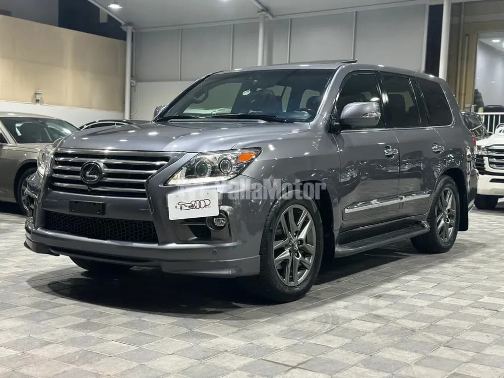 Used Lexus LX 570 S 2014