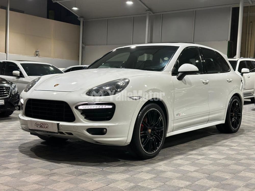 Used Porsche Cayenne GTS 2013