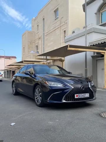 Used Lexus ES 350 4 door 3.5L 2019