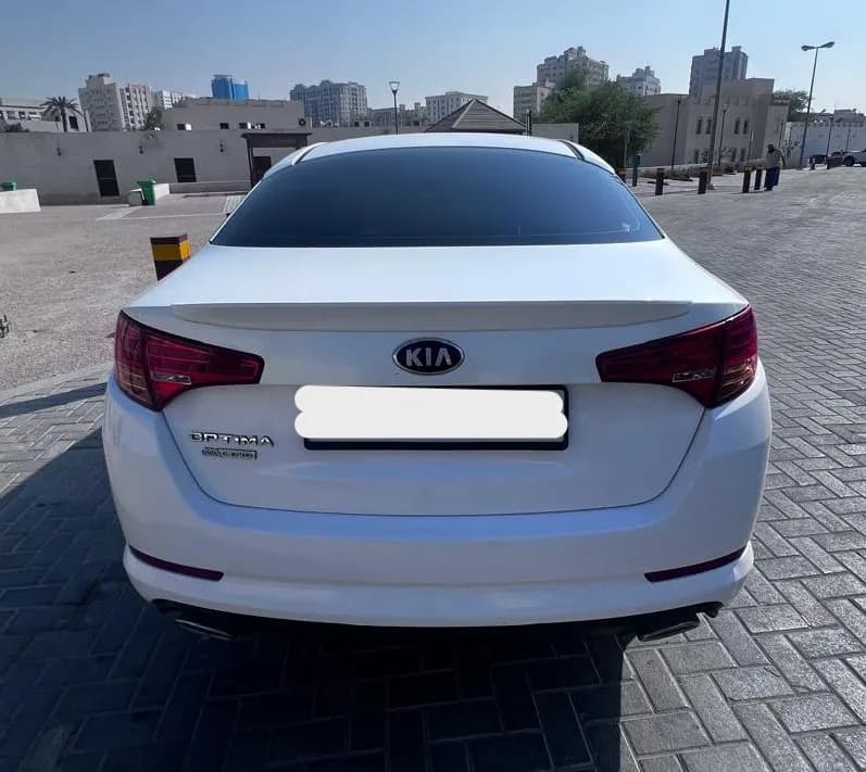 كيا أوبتيما 2.0L Basic 2013 مستعملة