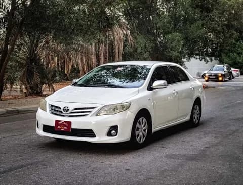 Used Toyota Corolla 1.8L Smart 2013