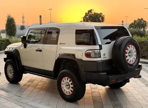 Used Toyota FJ Cruiser 4.0L Extreme 2016 Used Toyota FJ Cruiser 4.0L Extreme 2016 used_cars.forSale